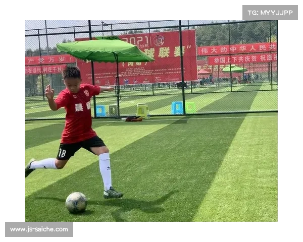 伊朗足协杯半决赛因安全问题延期 举国关注形势变化 伊朗足协杯半决赛因安全问题延期 举国关注形势变化