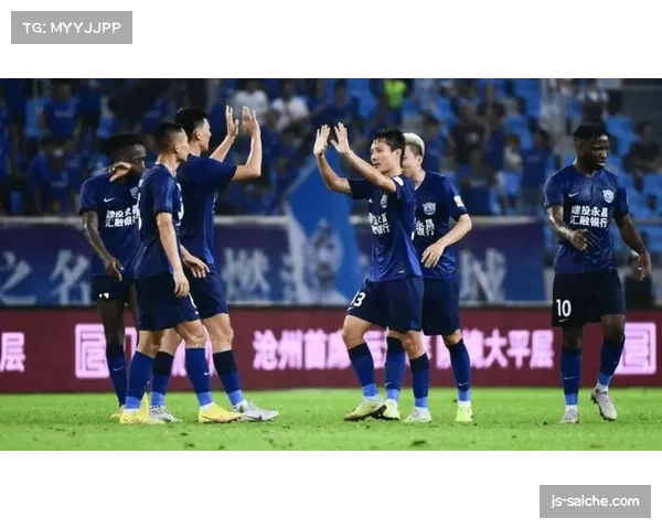 深圳队防守反击奏效 一球小胜沧州雄狮